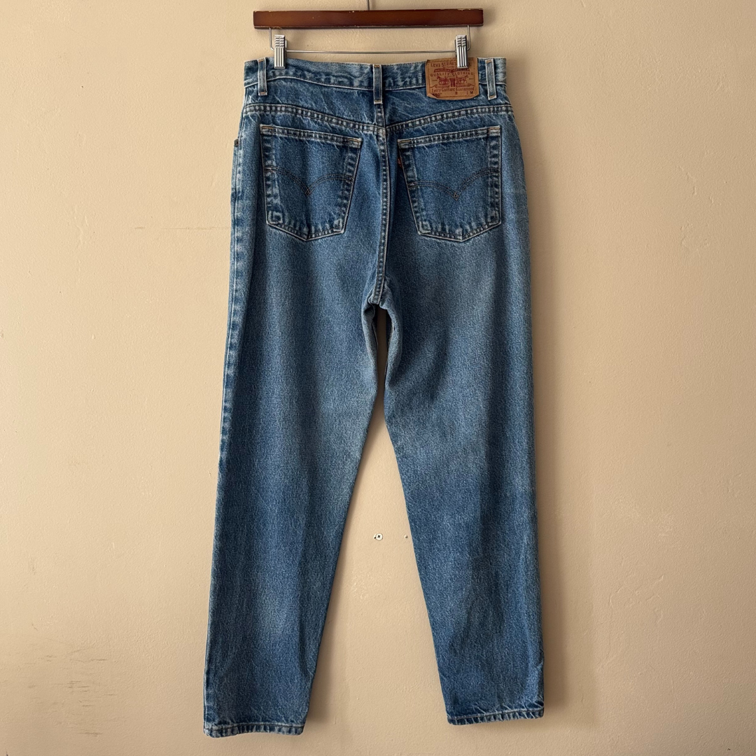 Levi's 550 Jeans Medium Wash