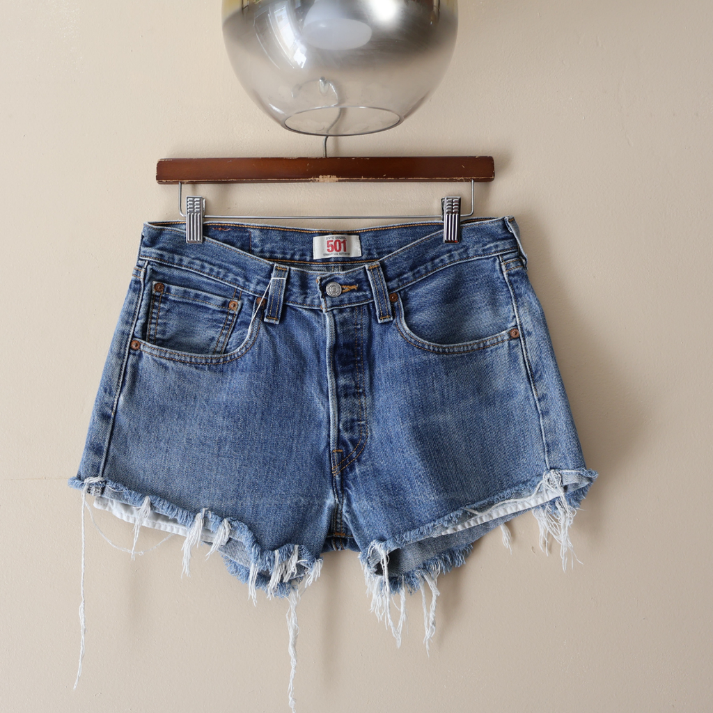 Levi's 501 Shorts White Label