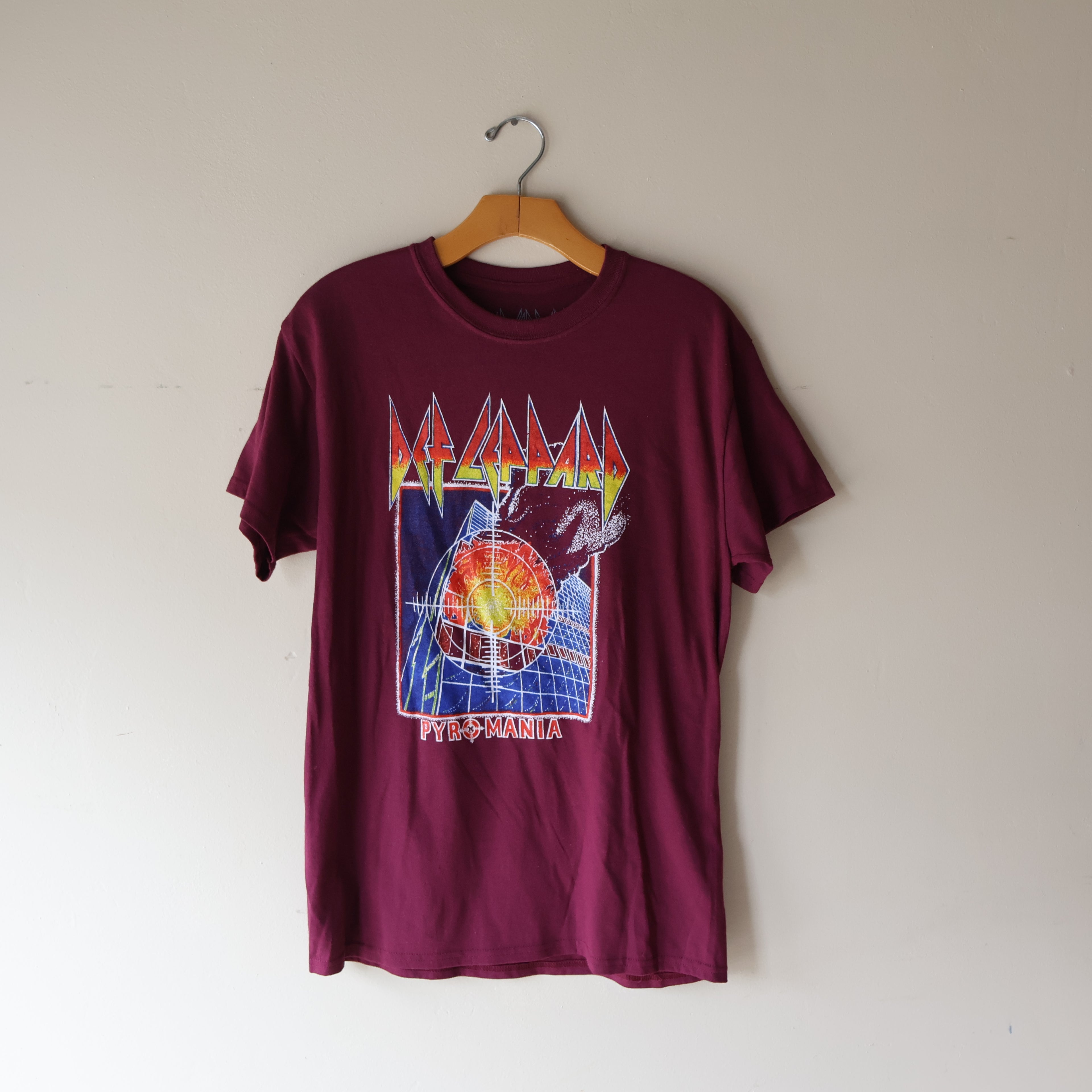 Def Leppard Tee Burgundy