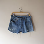 Levis Shorts Size 31