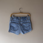 Levis Shorts Size 25