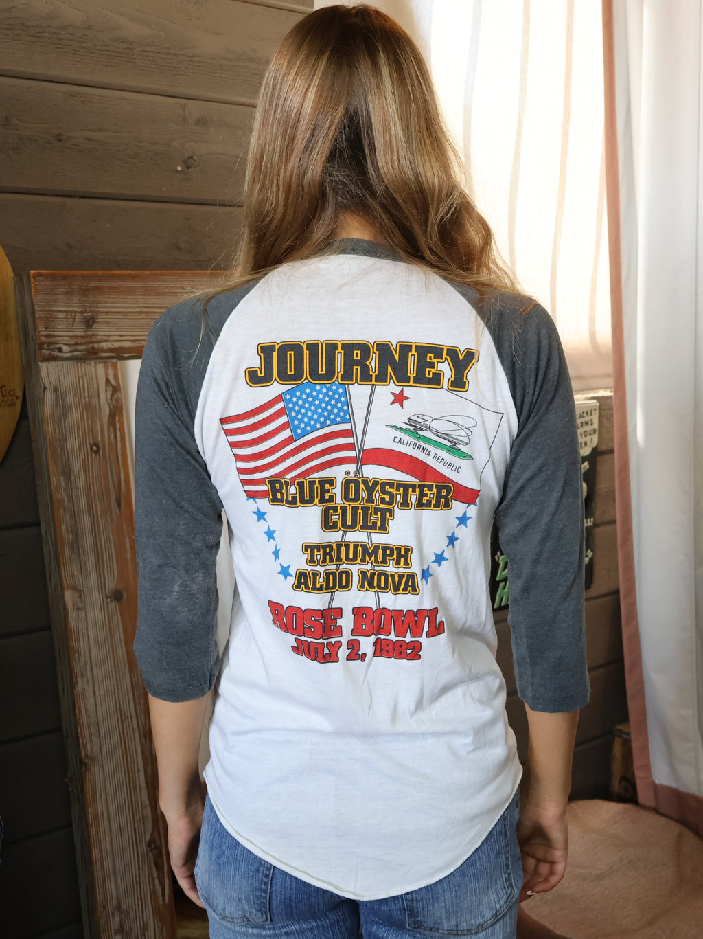 Journey 80s Rose Bowl Raglan Tee