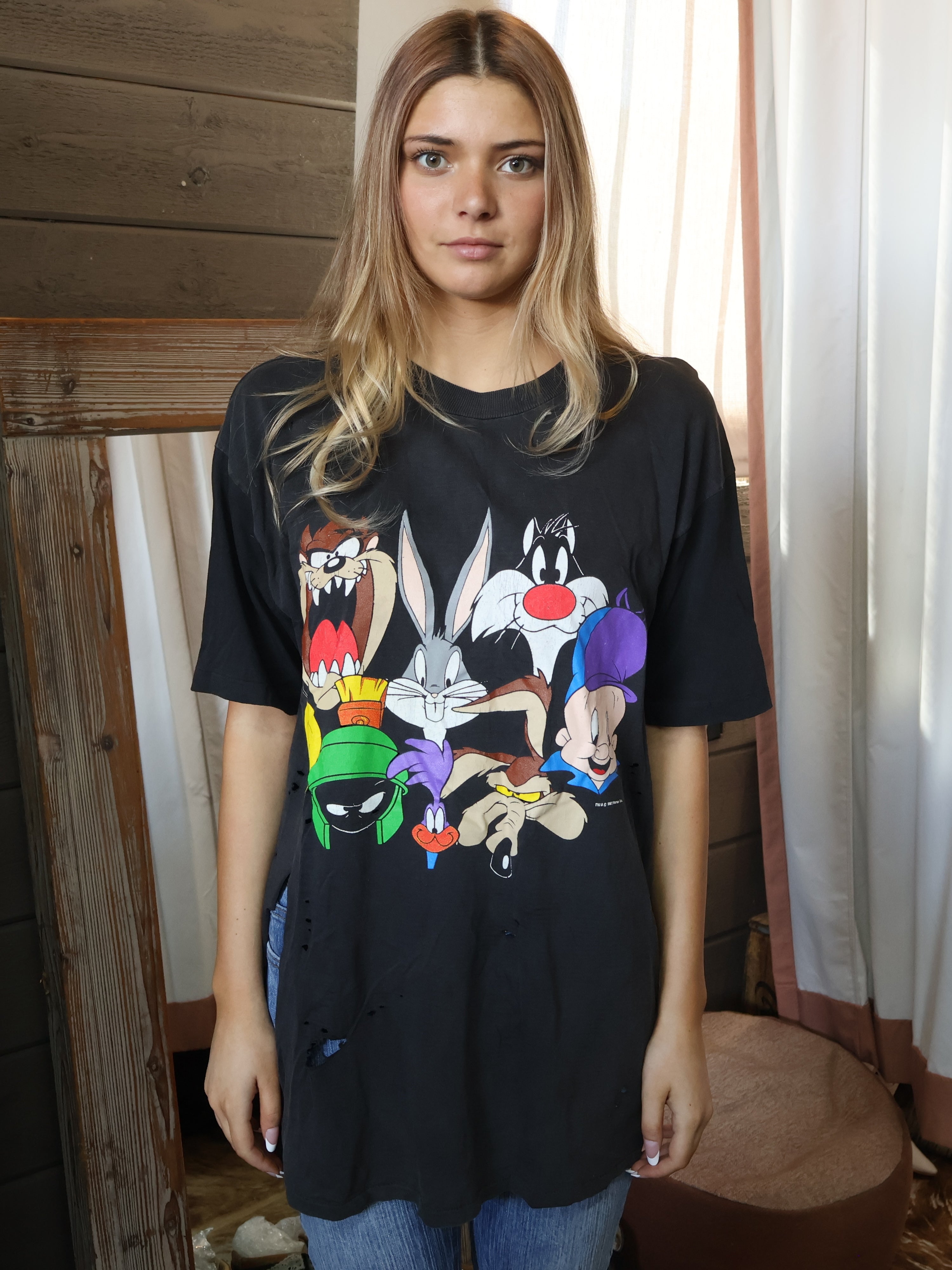 Looney Tunes 90s Tee